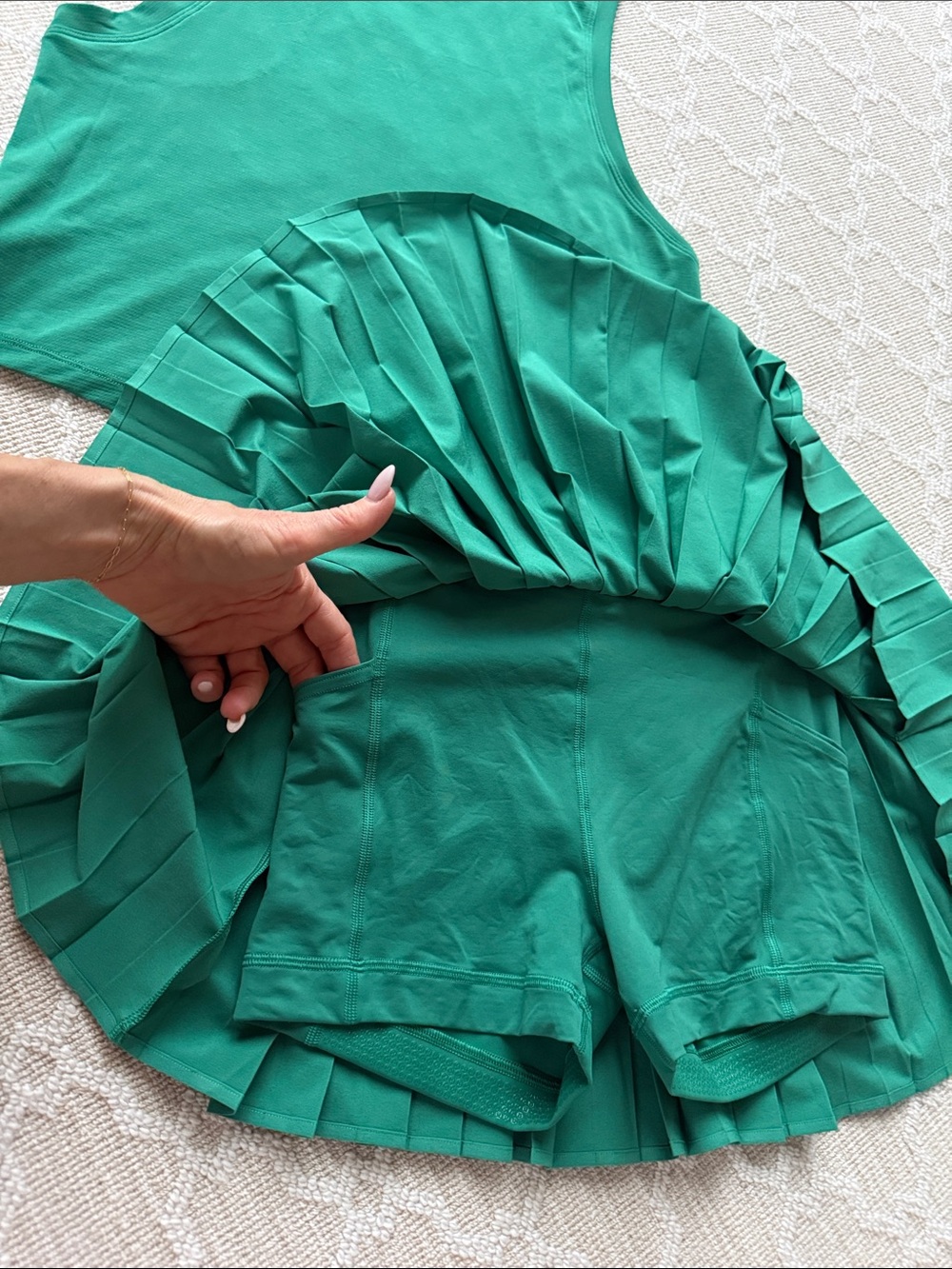 lululemon athletica green Pleated Tennis Skirt and Crop Tank Set - Picture 6 of 6